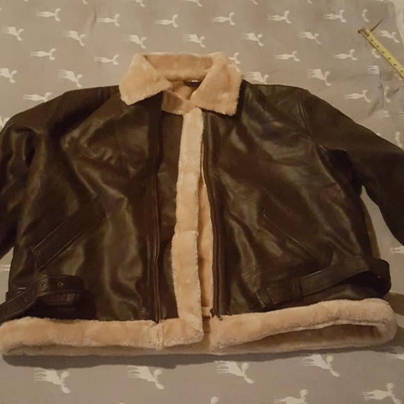 Leather jacket w/ shearling collar - Picture 5 of 7